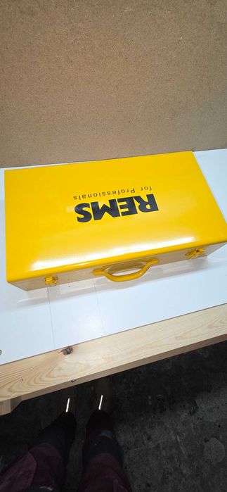 Zaciskarka REMS akku