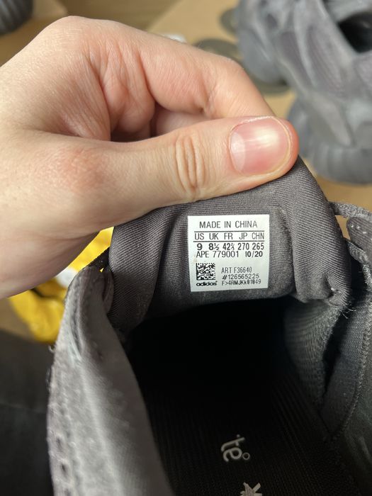 Adidas Yeezy 500 Utility Black czarne sneakersy buty niskie 42 2/3