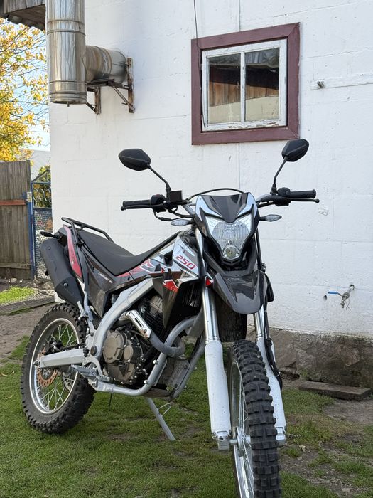 Продам Loncin 250