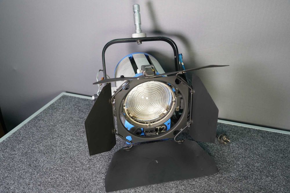Освітлювальний прилад ARRI/FilmGear 2000w 3200K