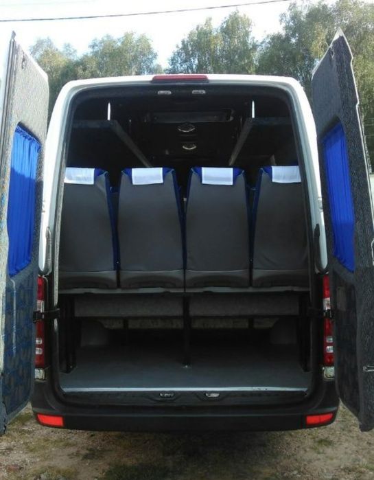 Mercedes Benz 319 Extra Long 2011