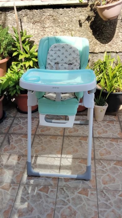 Cadeira de refeição