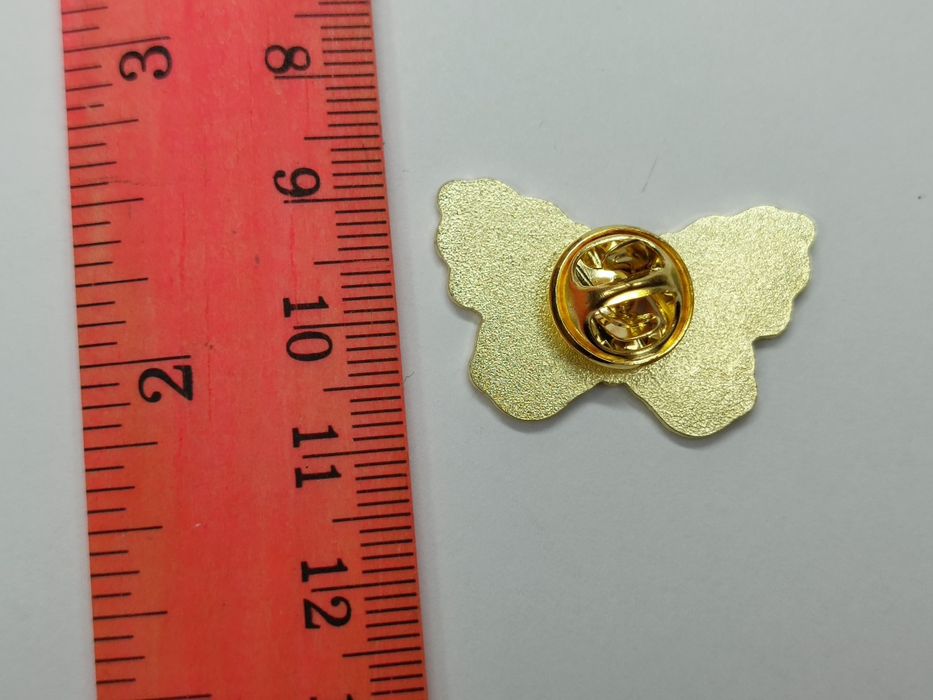 Przypinka emaliowana metalowy pin motyl motyle ćma boho