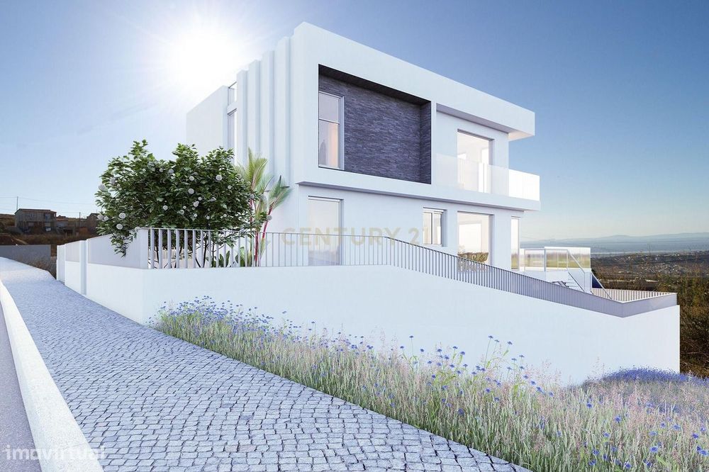 Urban plot of 338 m² in a residential development