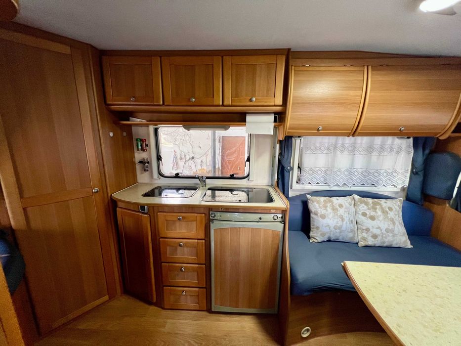 Autocaravana Fiat Ducato 2.8JTD Roller Team Corfu 235 **Nacional** 6 Lugares de viagem