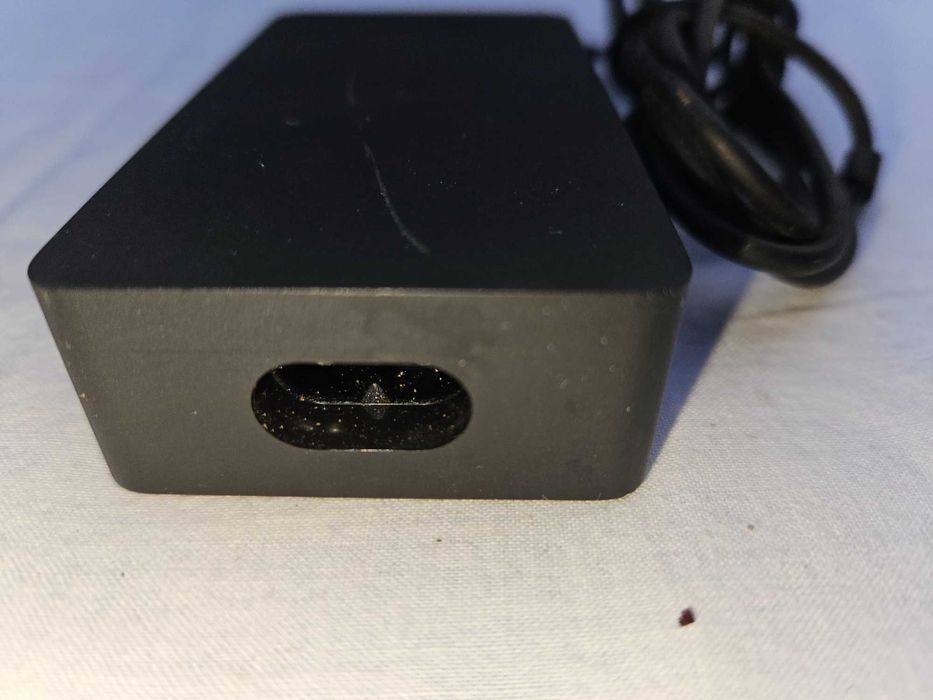 # Zasilacz Microsoft  wtyk magnetic mod. 1626 używane - sprawne