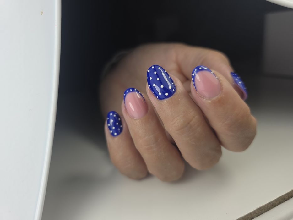 Paznokcie manicure hybryda przedłużanie
