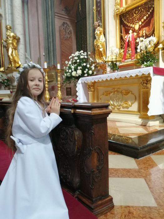Fotograf kamerzysta usługi ślub, komunię itp
