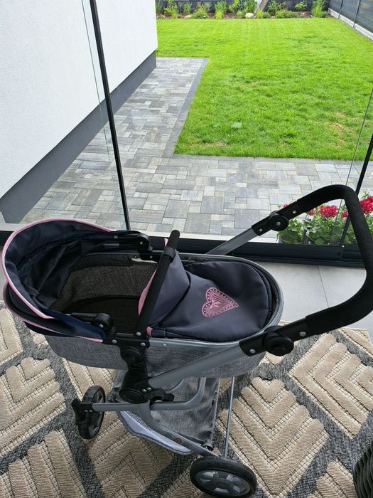 Sprzedam wózek dla lalek . Odbiór tylko własny.