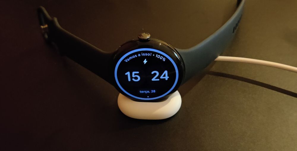 Google Pixel Watch 4 / 45 mm Novo