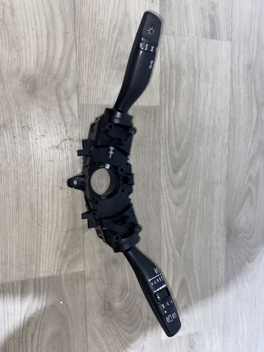 Перемикач Поворотів Kia Sorento 2019