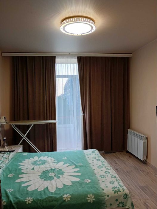 + Продам  2 кім. квартиру пр.Соборний , 39999 дол.