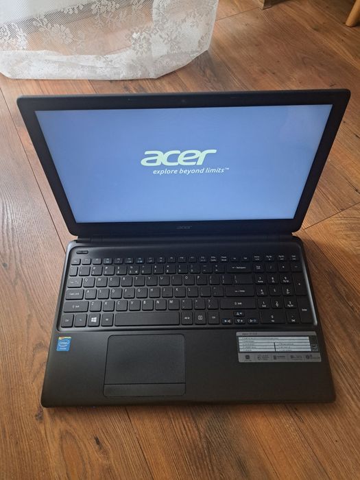 Laptop Acer Aspire e1-510