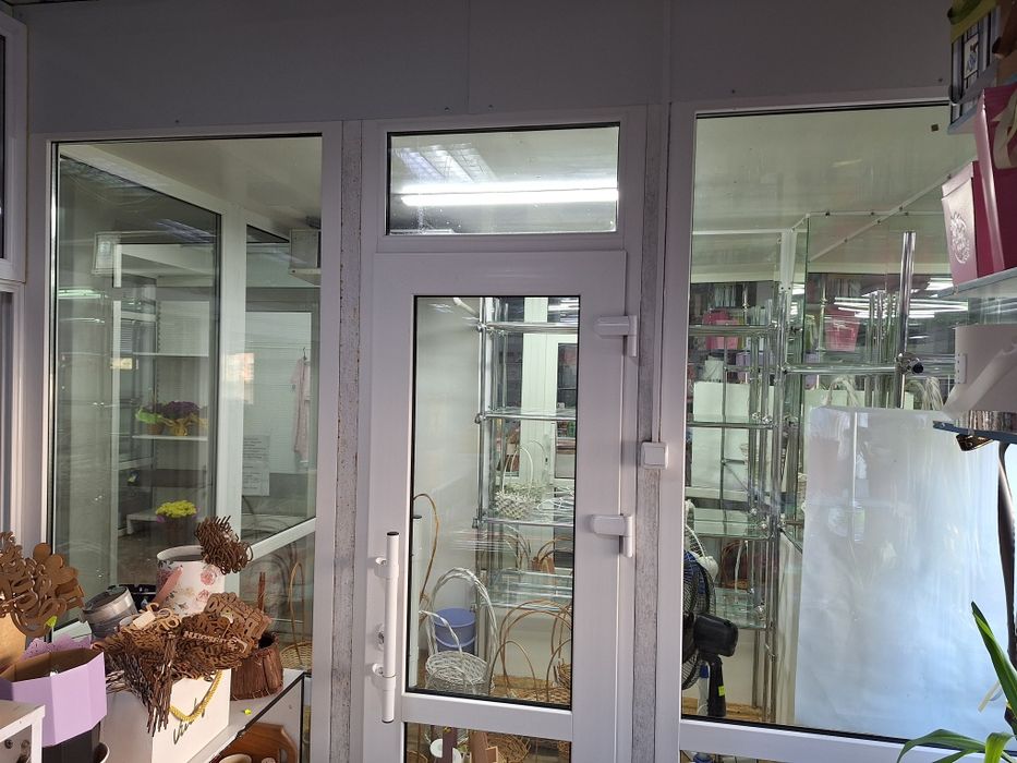 Холодильник для квітів