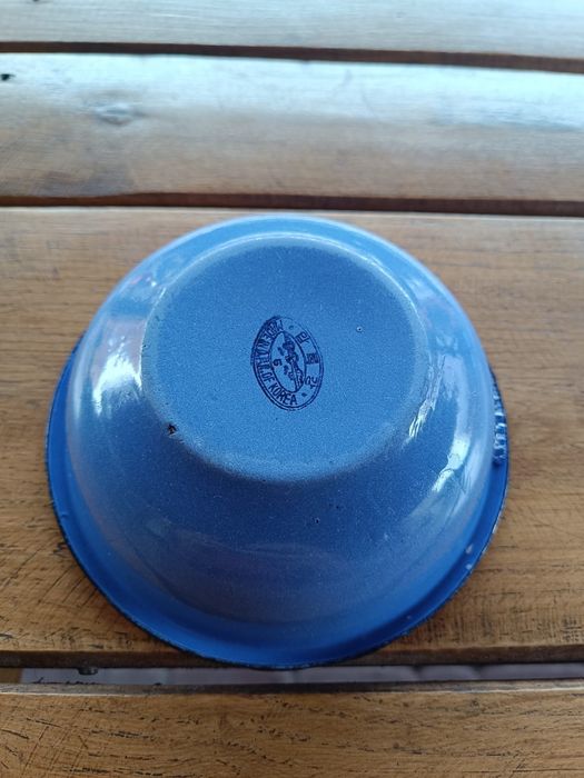 Emaliowana miska prl