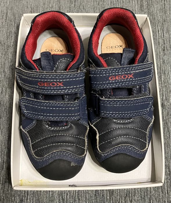 Sapatilhas Geox tamanho 26