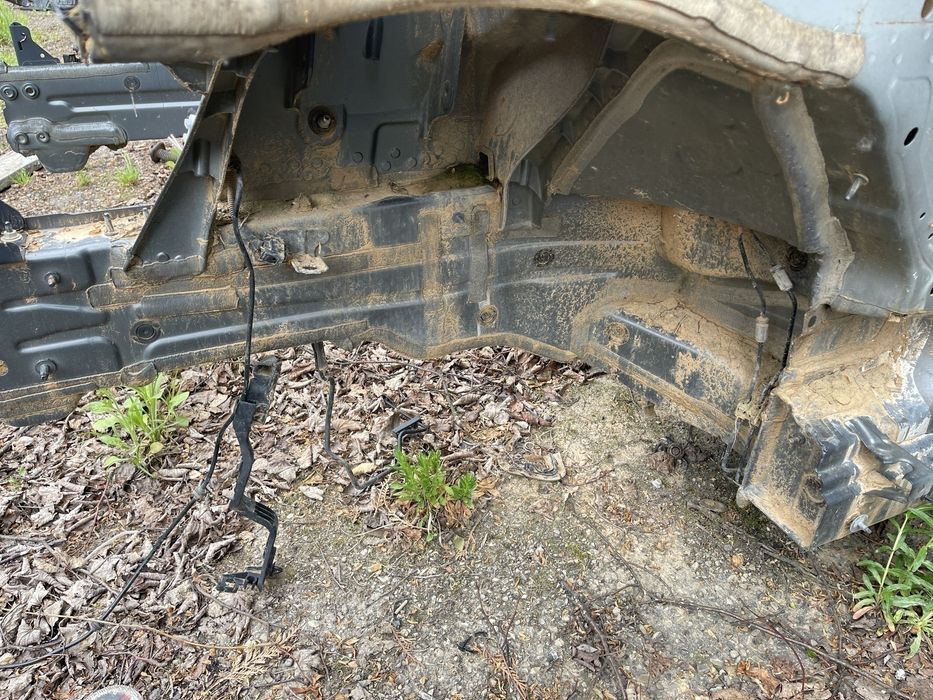 Чверть передня ліва Mercedes EQC 400 N293 2022-