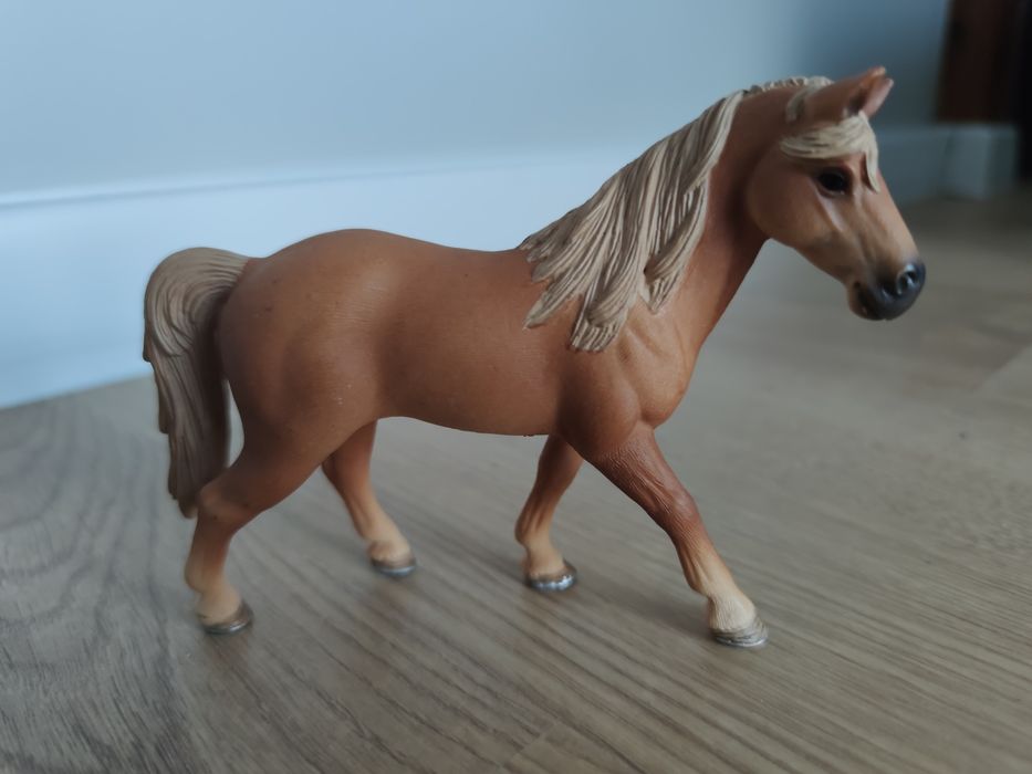 Figurka Schleich koń