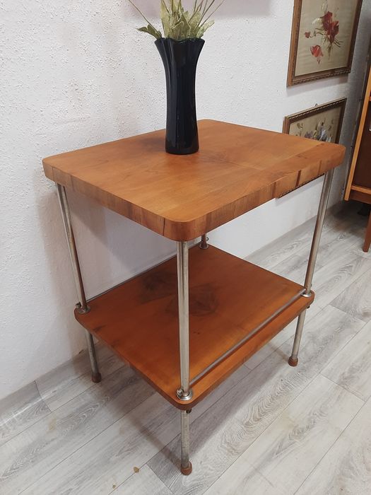 Stolik po renowacji vintage