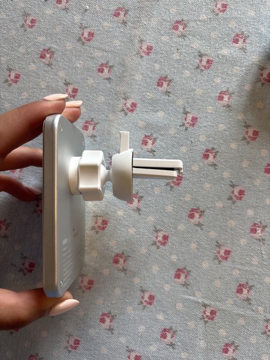 Power bank nova, melhor usar no carro, trabalha lidada ao isqueiro