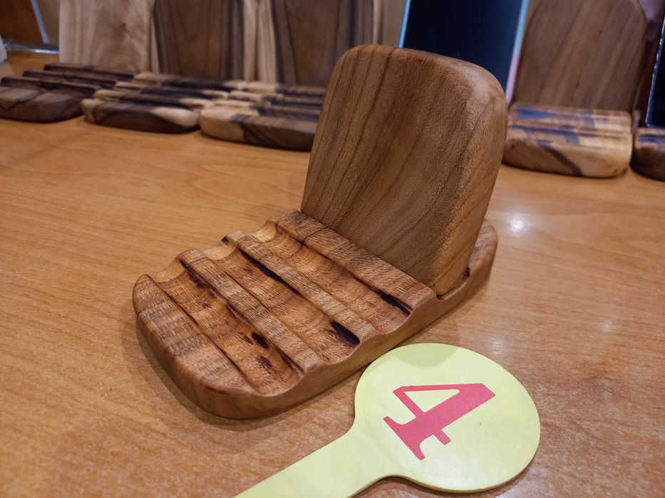 Подставка для телефона