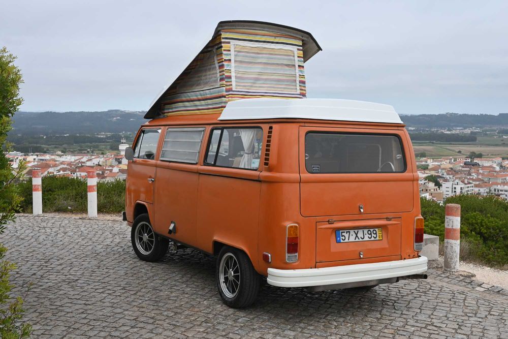 Volkswagen T2 Pão de Forma Bay Window 1973 - Motor Totalmente Reconstruído - Teto Westfalia