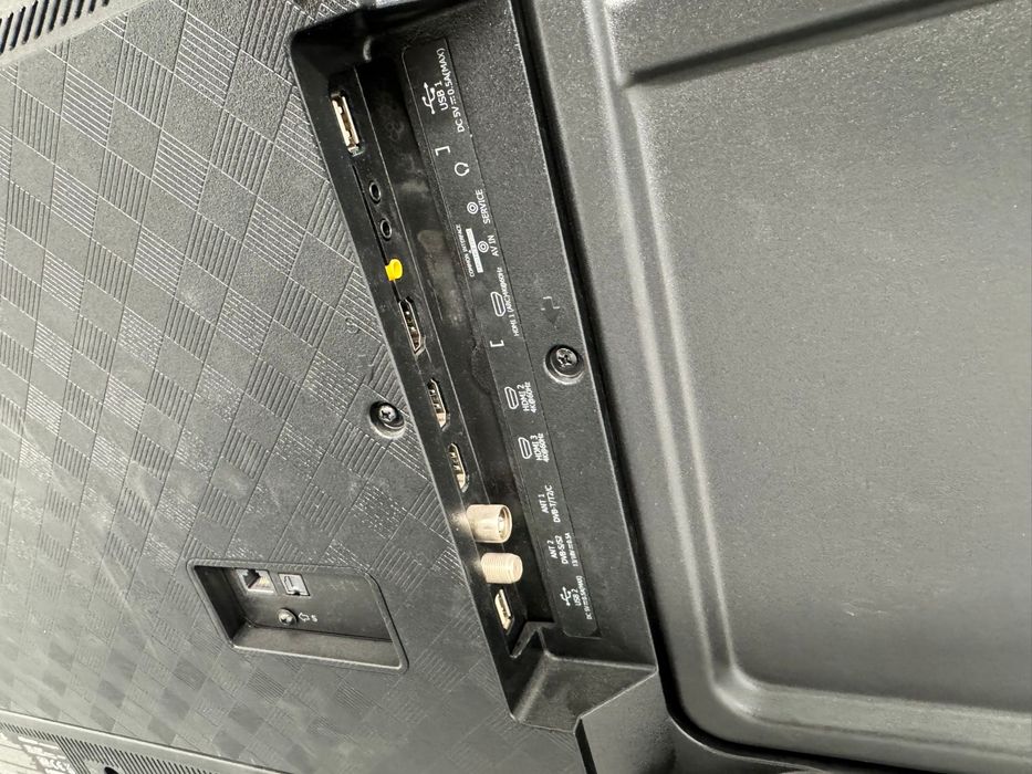 Televisão Hisense LED Backlight TV 65” Nova