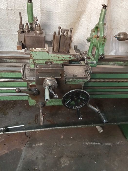 torno mecãnico em bom estado