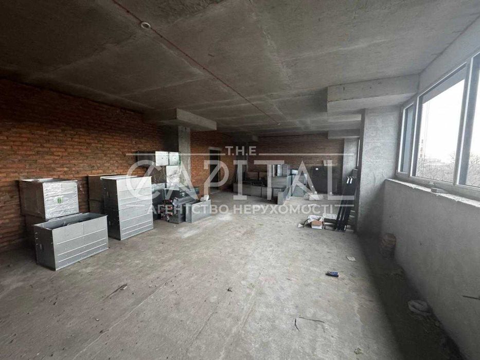 Продається високорентабельна комерція площею 72м² вул. Звіринецька,72