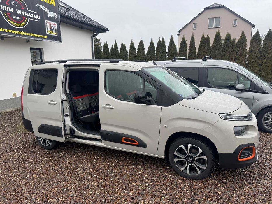 Wynajem Wypożyczalnia Ford Tourneo Connect 7-os Automat