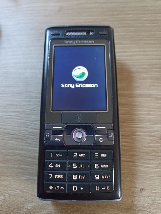 Telefon komórkowy Sony Ericsson K 800 I