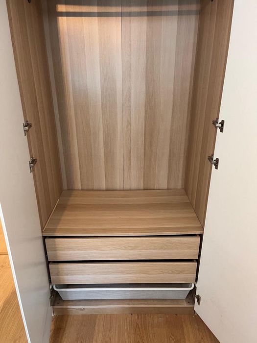 Roupeiro IKEA em ótimo estado de conservaçao