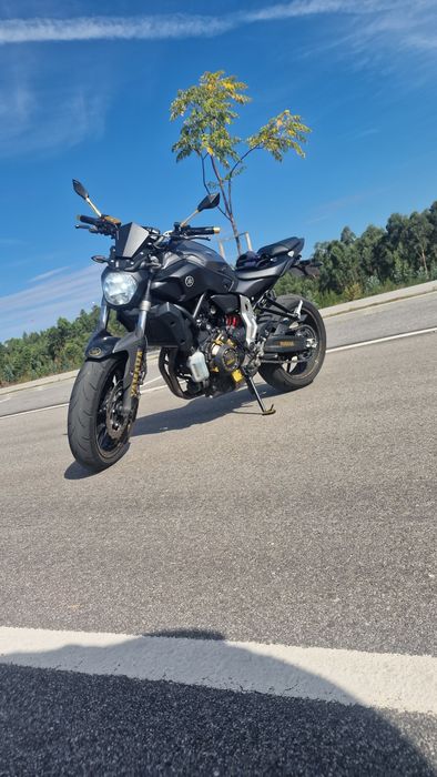 Vendo ou troco MT-07 2016