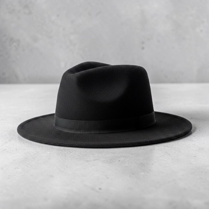 Elegancki kapelusz damski