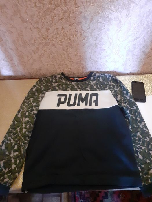 Продам свитшот Puma