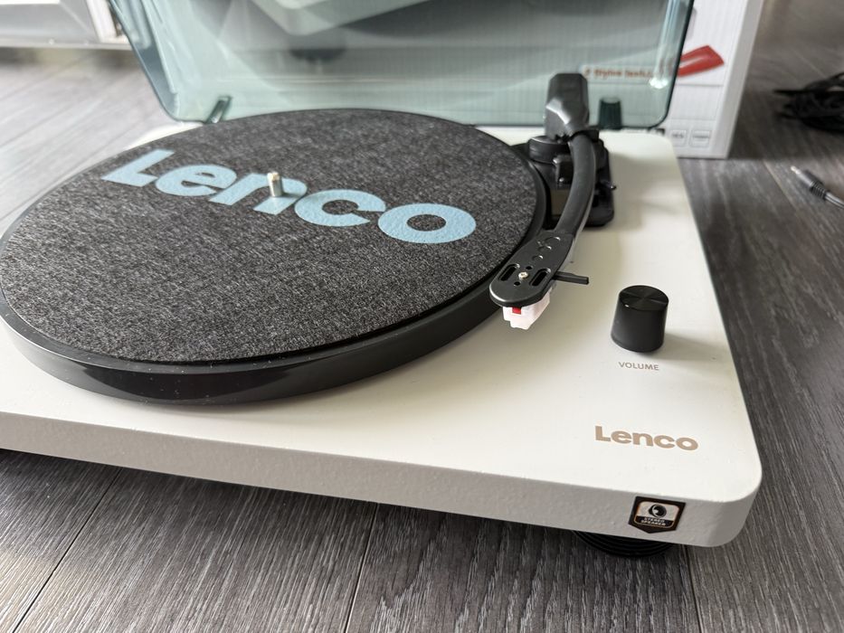 Gira Discos LENCO LS-50 Cinza