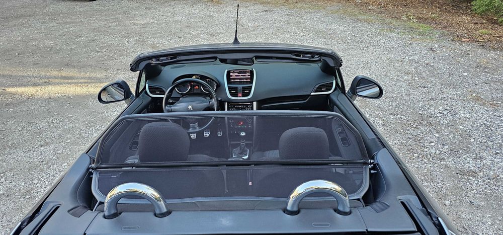 Peugeot 207 CC 1.6 HDI