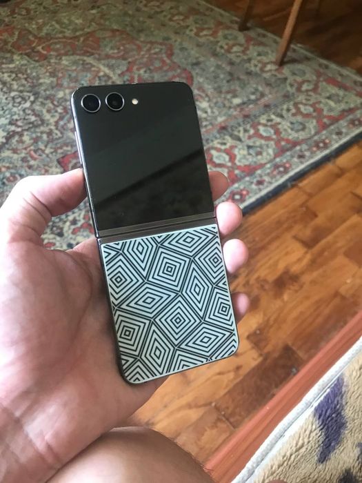 Samsung Z Flip 5