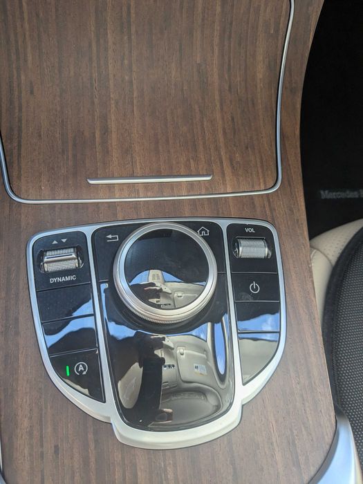 Продаж Mercedes-Benz C-Class (W205, facelift 2018) 4matic 2.0L  benzin