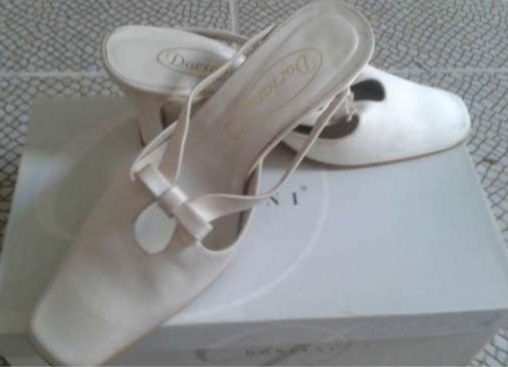 Sapatos noiva abertos