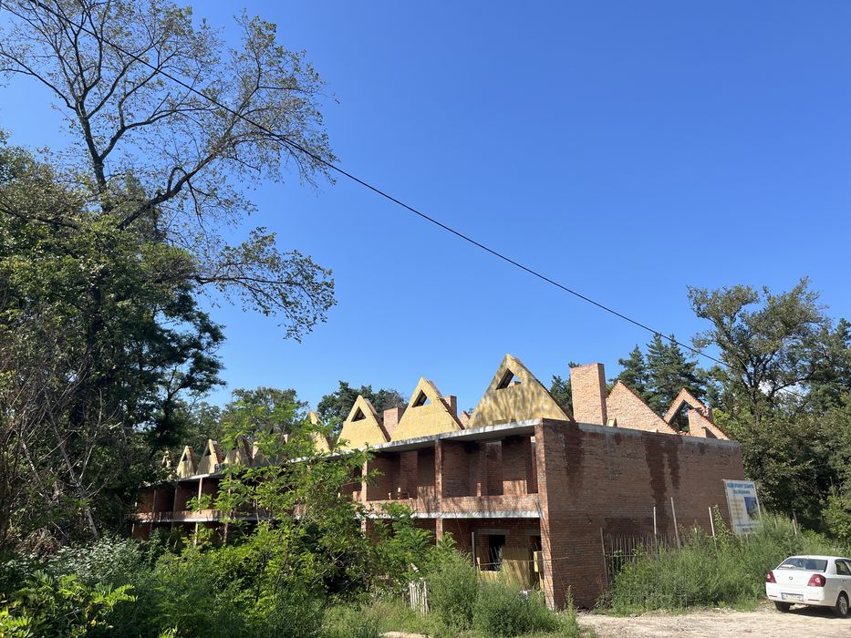 Таунхауси в Соснівці від забудовника з автоновним газовим опаленням!