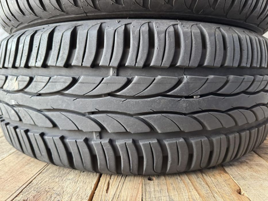 Майже нові літні шини Debica 195/50  R15