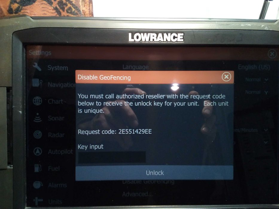 Продам Lowrance HDS-12 Gen2 Touch