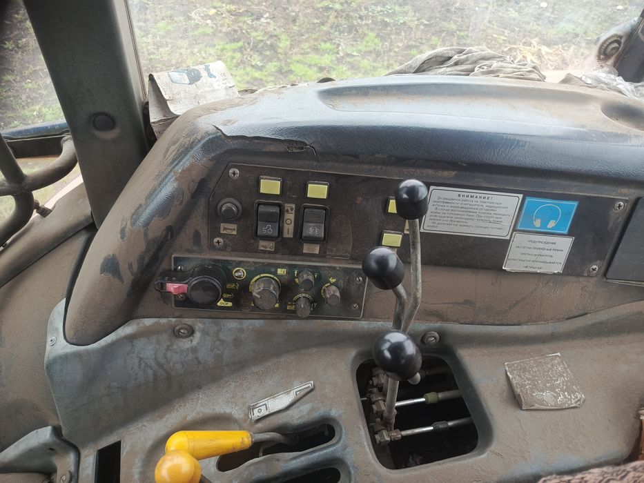 Мтз2022.3 трактор колісний