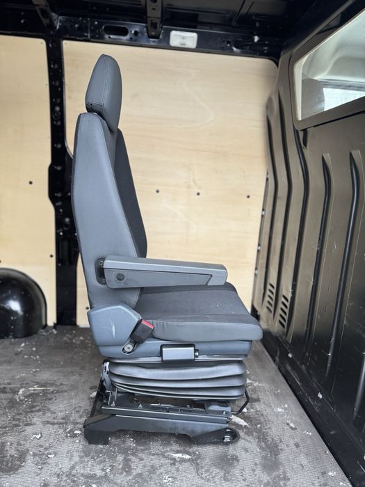 Сиденье      пилот