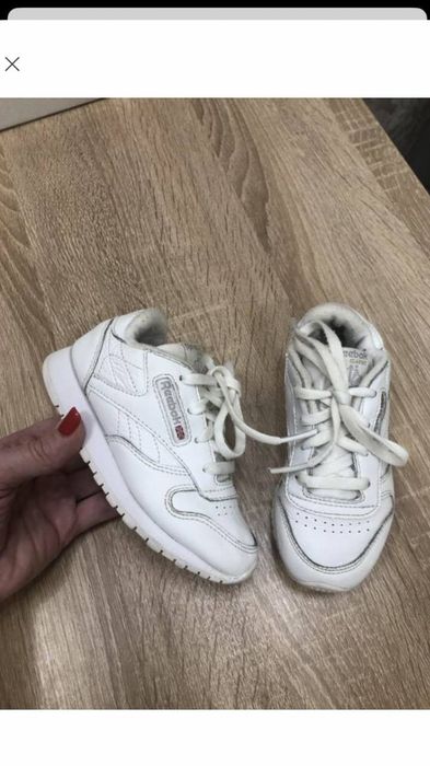 Reebok кросівки кроссовки кроси.
Стан дуже хороший, без дефектів. Розм