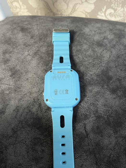 Продам дитячий телефон-годинник Aura A300 Tracker Blue