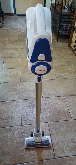 Aspirador vertical Polti