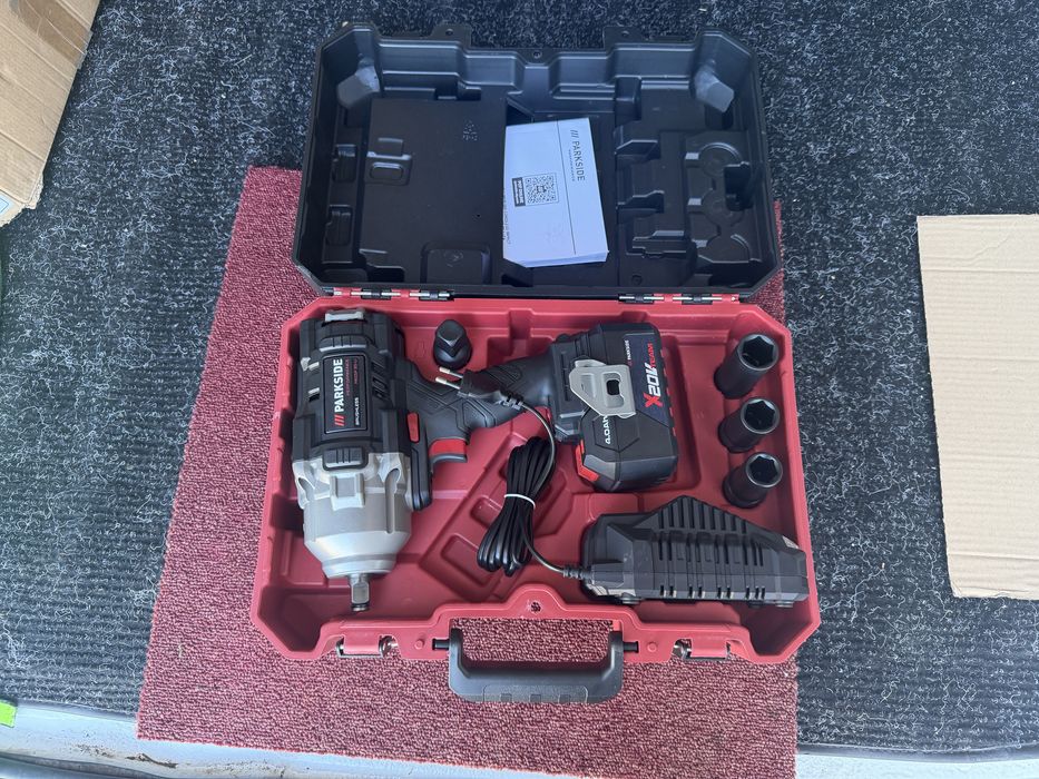 Maquina de  impacto 1356 Nm Parkside Performance