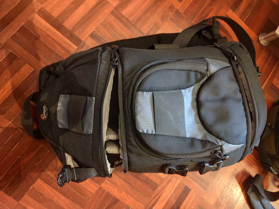 Mochila fotográfica profissional marca Lowepro